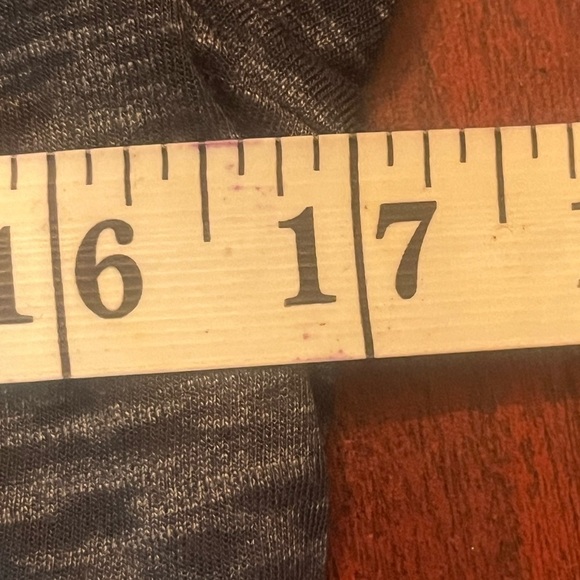 Rag & Bone Jean Gray Crewneck t-shirt Sz Small Women - Picture 4 of 5